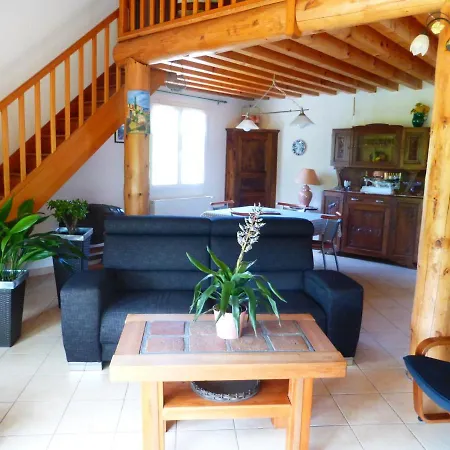 Holiday home Cosy With Garden